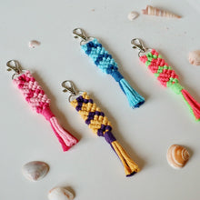 Load image into Gallery viewer, Mermaid Keychain
